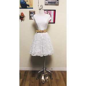 Muadress white lace dress
